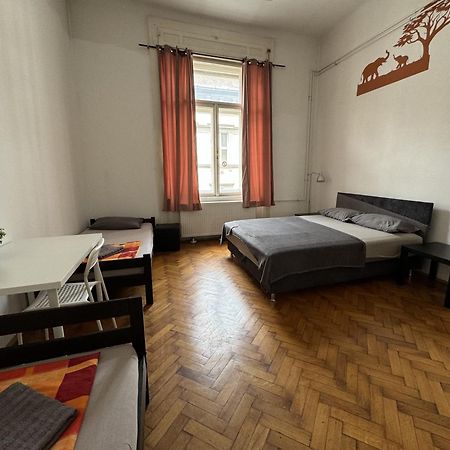 Boomerang Hostel Budapeszt Zewnętrze zdjęcie