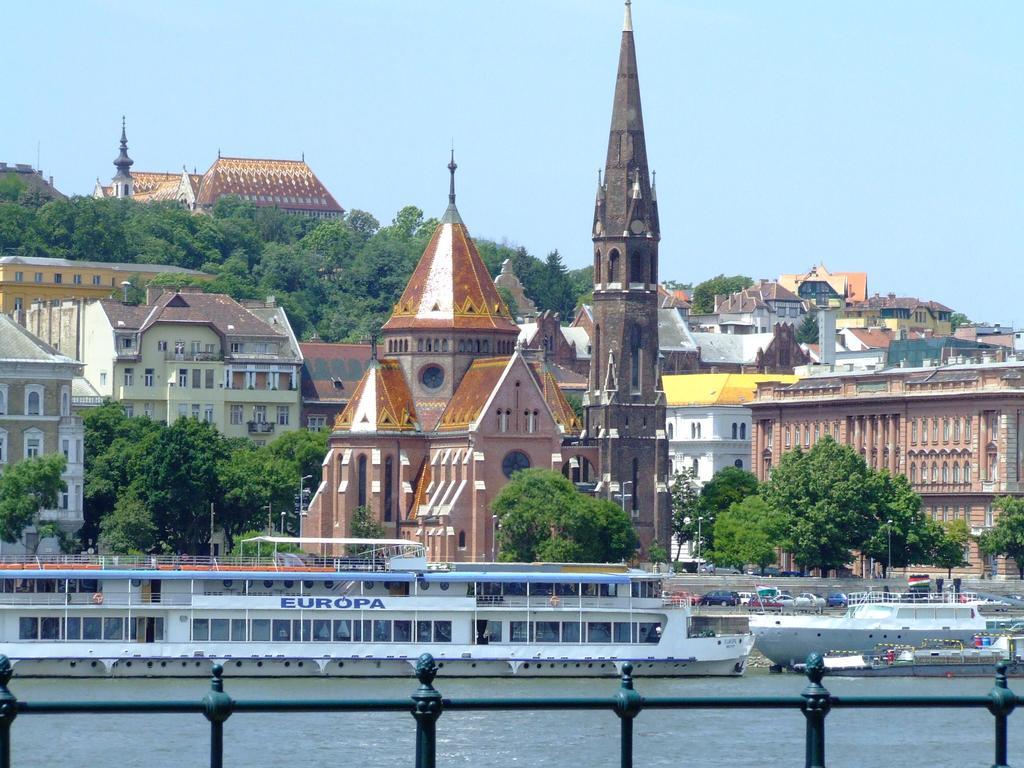 Boomerang Hostel Budapeszt Zewnętrze zdjęcie