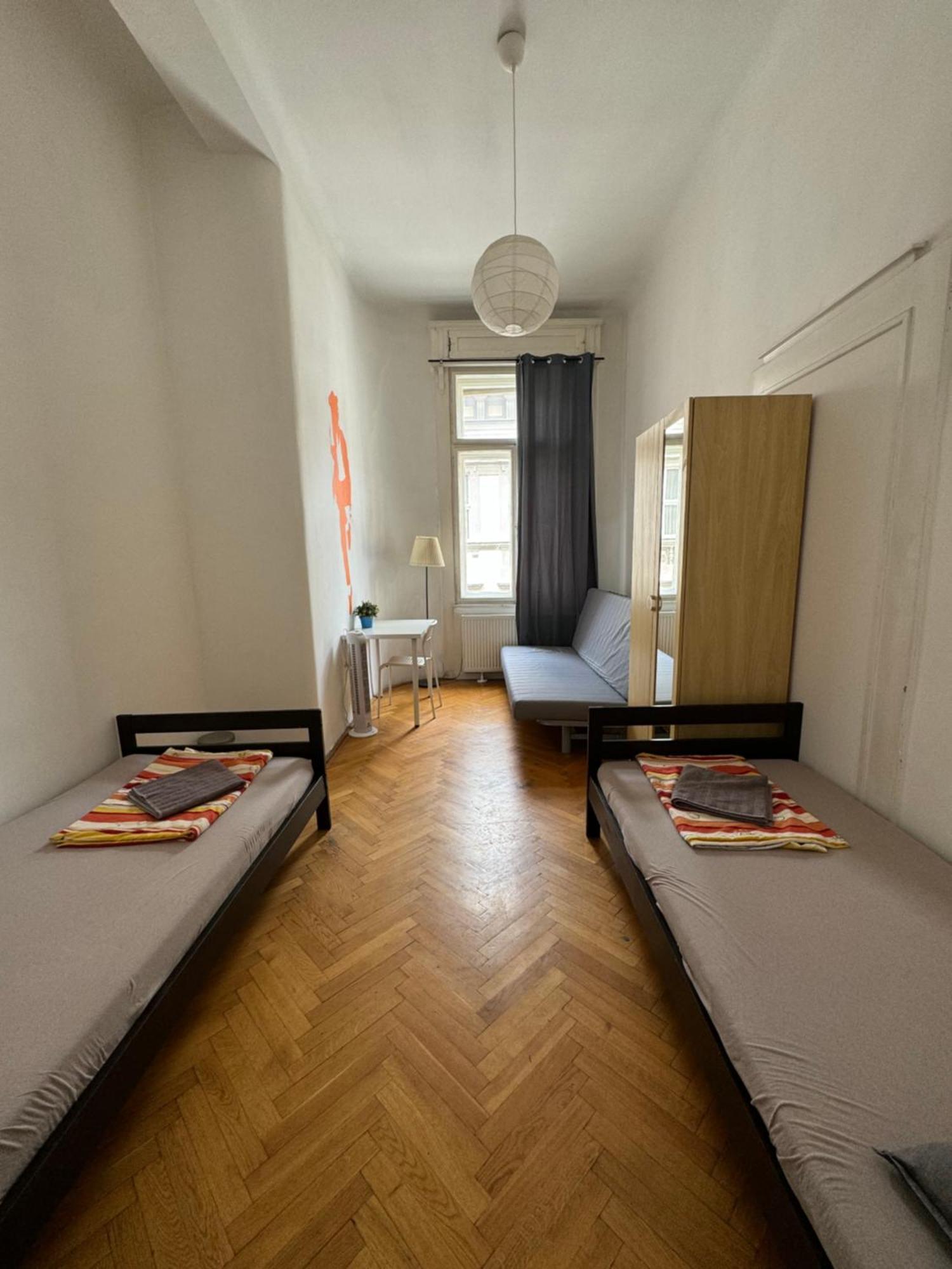 Boomerang Hostel Budapeszt Zewnętrze zdjęcie